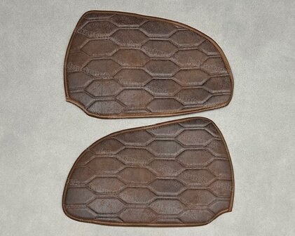 SALE! Deurpanelen  geschikt voor SCANIA R, G 2005 t/m 2018, STREAMLINE, R1, R2, PRIT PATROON HORIZONTAAL chocoladebruin TH21.